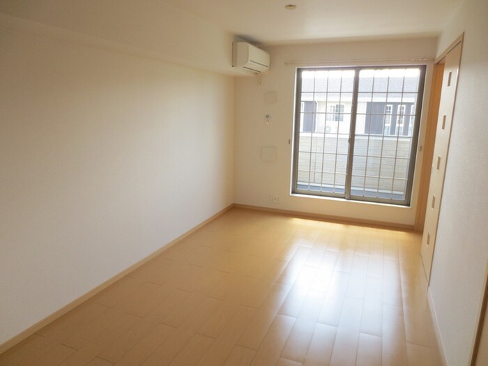 物件内観写真12　(居室)