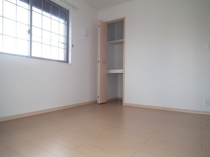 物件内観写真19　(居室)