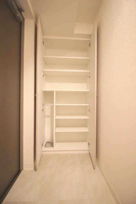 物件内観写真19　(靴箱)