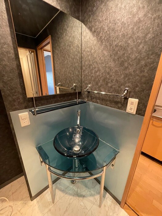 物件内観写真13　(洗面)