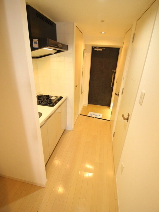 物件内観写真11　(廊下)