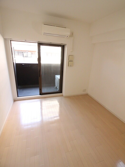 物件内観写真13　(居室)