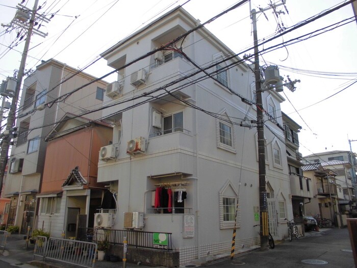 クアルト香里園の物件外観写真