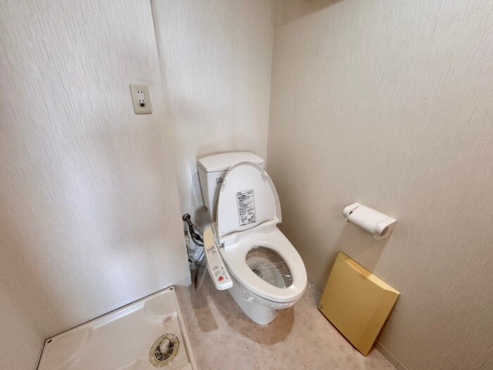 物件内観写真11　(トイレ)