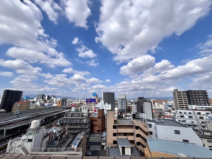 物件内観写真16　(室内からの展望)