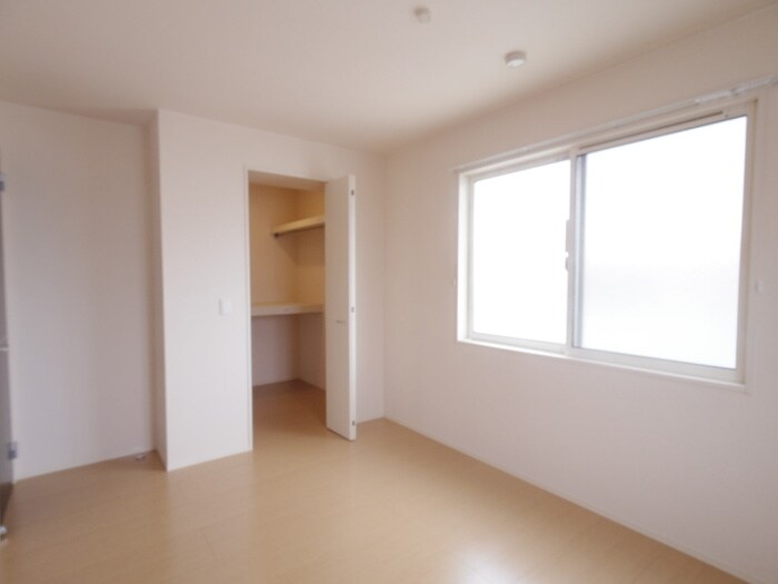 物件内観写真14　(居室)