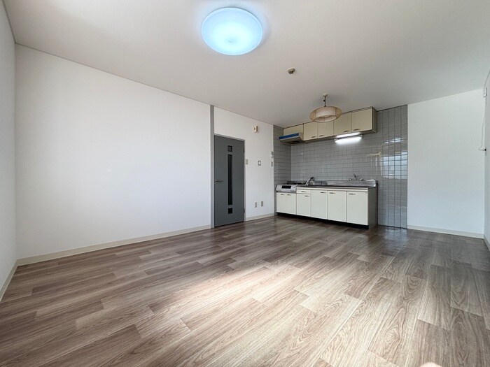 物件内観写真7　(居室)