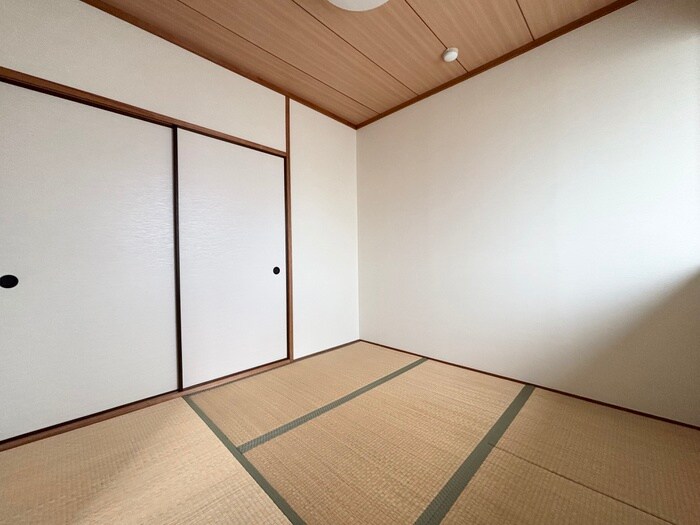 物件内観写真11　(居室)