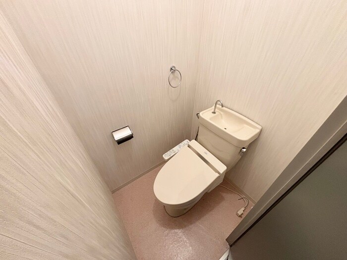 物件内観写真13　(トイレ)