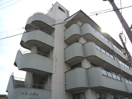 プチメゾンヒルマ外観写真
