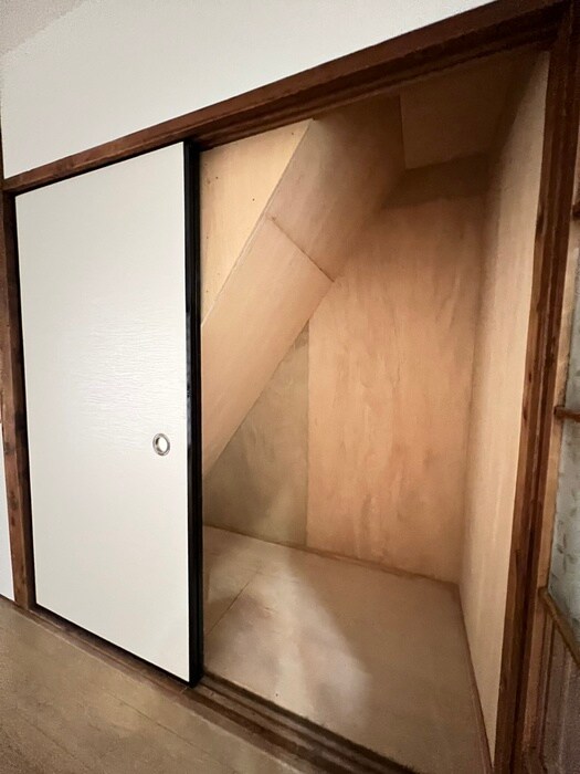 物件内観写真12　(収納)