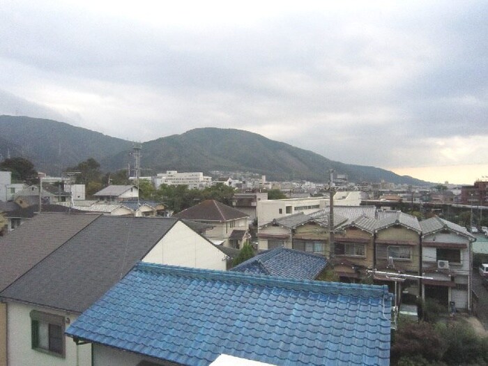 物件内観写真15　(室内からの展望)