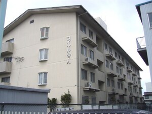 ロイヤル守A外観写真