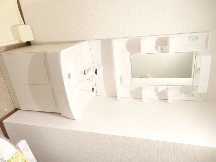 物件内観写真10　(洗面)