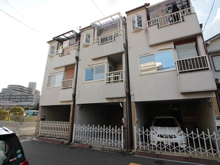 賃貸一戸建住宅等貸家外観写真