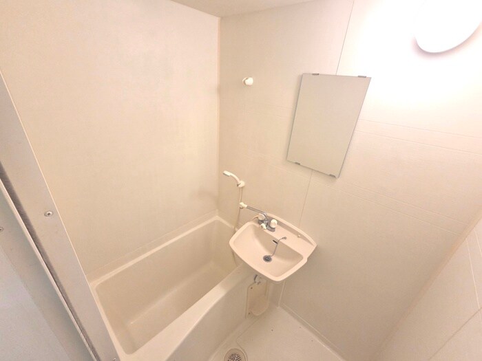 物件内観写真8　(バス／シャワールーム等)