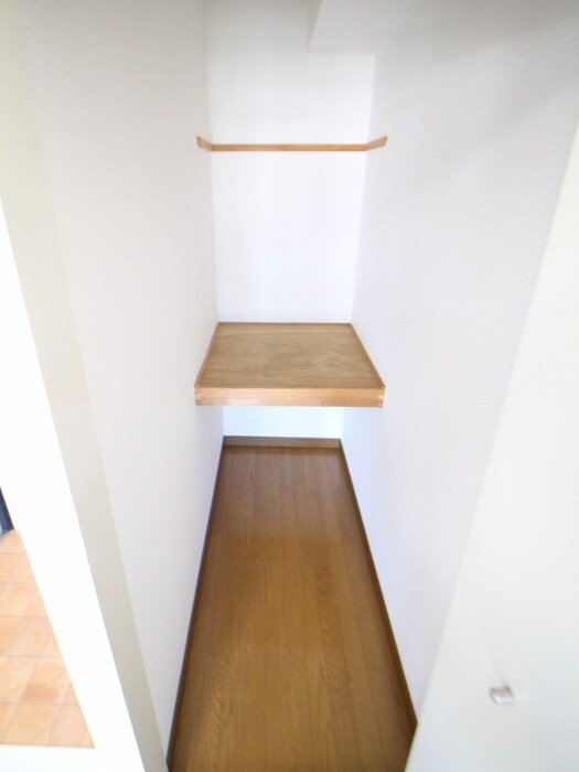 物件内観写真13　(収納)