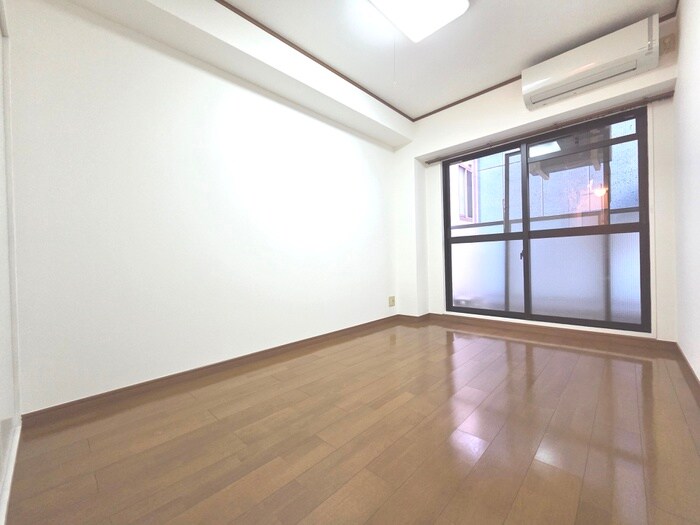 物件内観写真13　(居室)