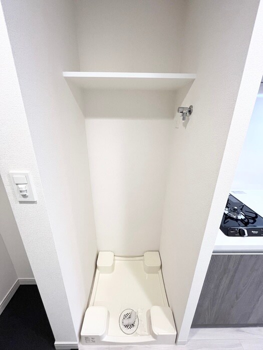 物件内観写真13　(洗濯機置場)