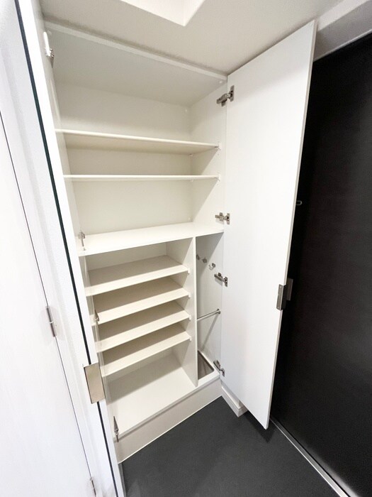 物件内観写真17　(靴箱)