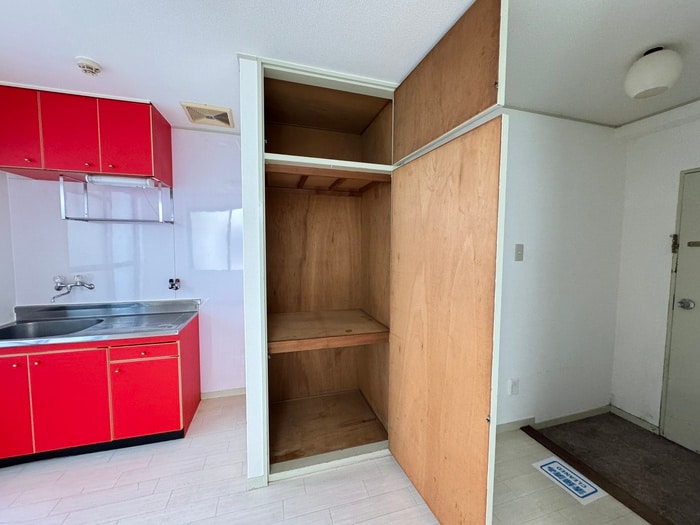 物件内観写真16　(収納)