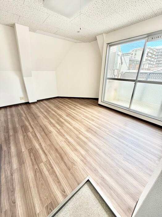 物件内観写真7　(居室)