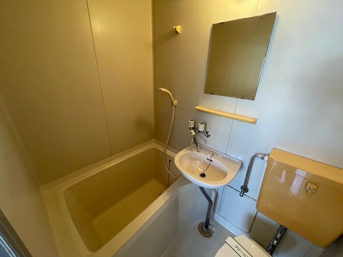 物件内観写真12　(洗面)