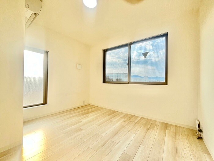 物件内観写真8　(居室)