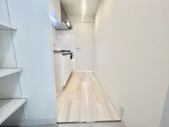 物件内観写真9　(廊下)