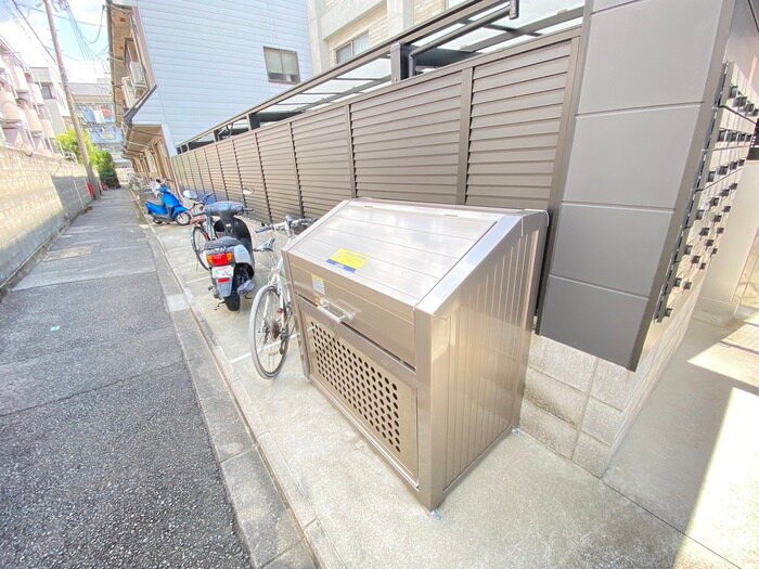 物件外観写真4　(建物設備)