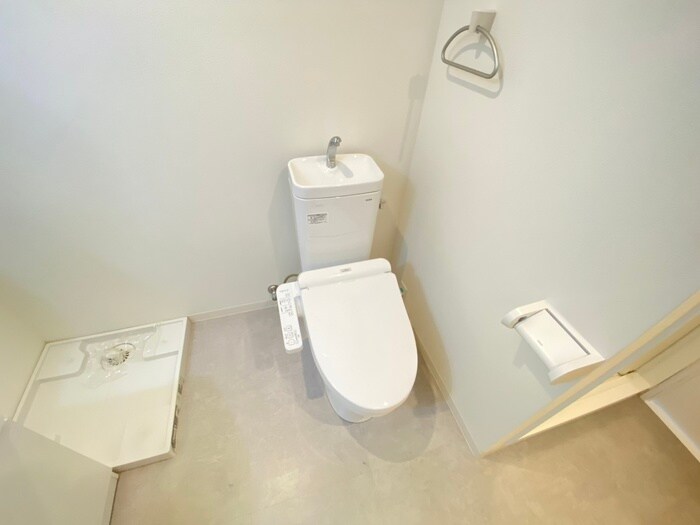 物件内観写真13　(トイレ)