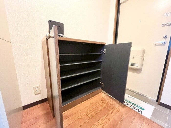 物件内観写真17　(靴箱)