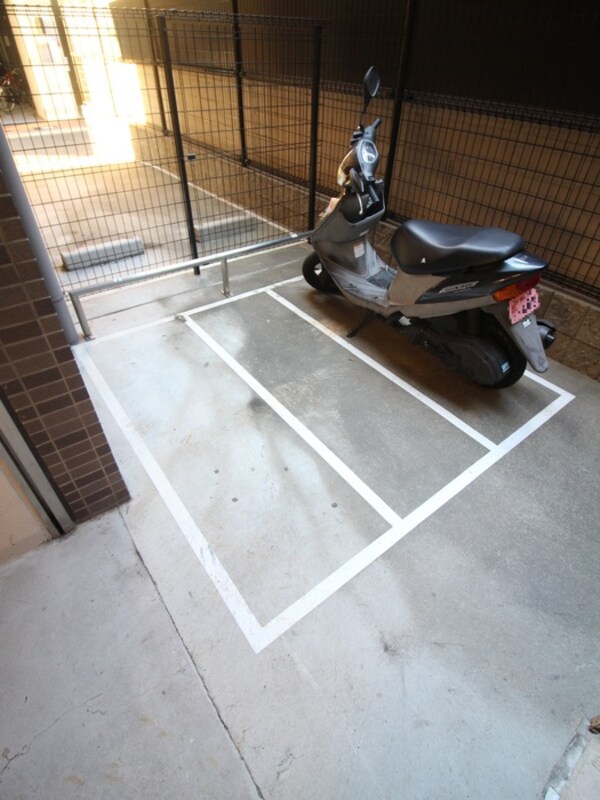 バイク置き場