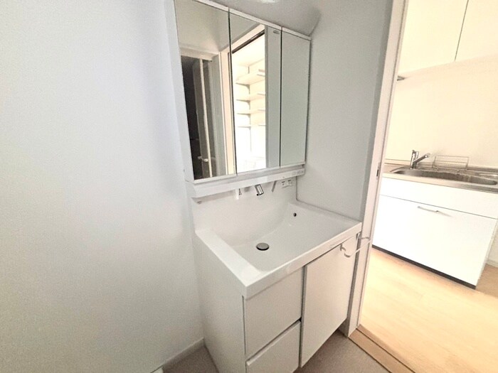 物件内観写真10　(洗面)