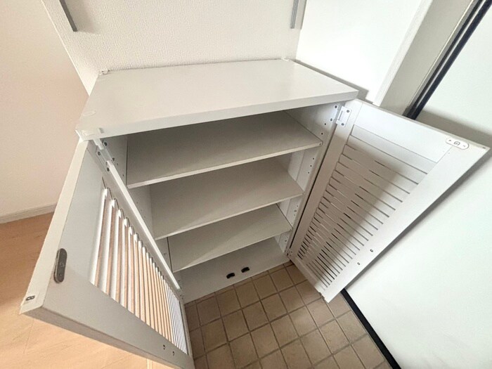 物件内観写真15　(靴箱)