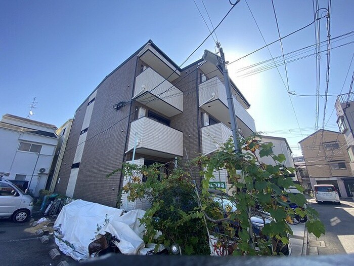 物件外観写真2　(外観写真)