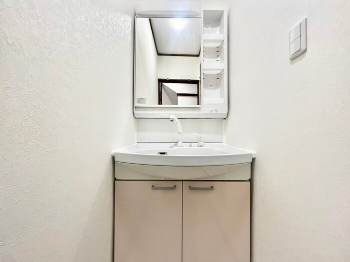 物件内観写真5　(洗面)