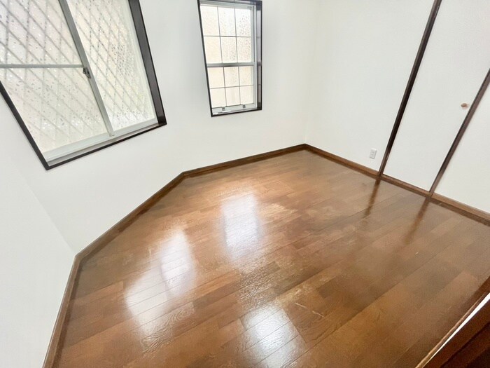 物件内観写真12　(居室)