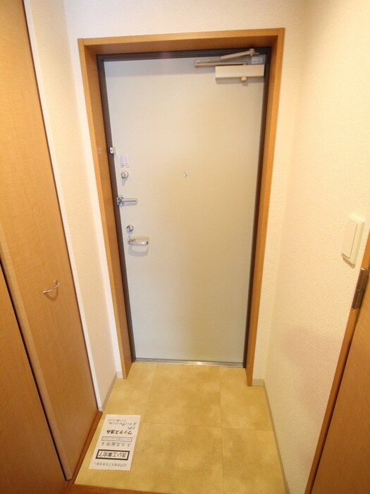 物件内観写真22　(玄関)