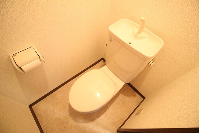 物件内観写真11　(トイレ)