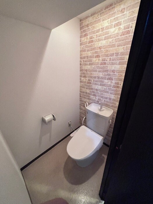 物件内観写真12　(トイレ)