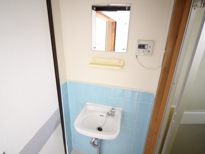 物件内観写真9　(洗面)