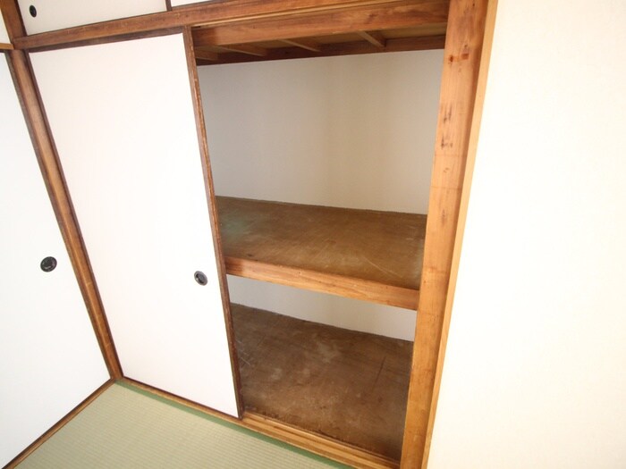 物件内観写真10　(収納)