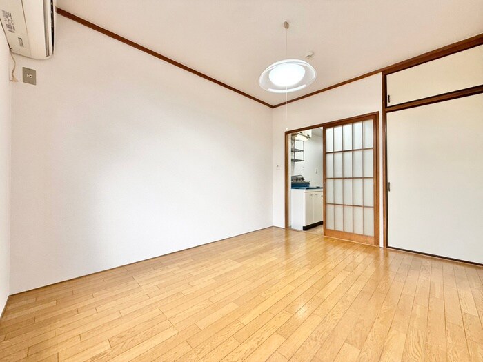 物件内観写真7　(居室)