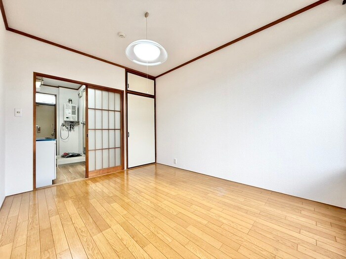 物件内観写真9　(居室)