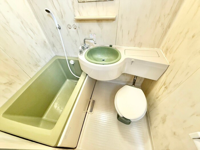 物件内観写真13　(バス／シャワールーム等)