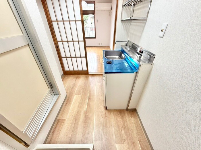 物件内観写真18　(廊下)