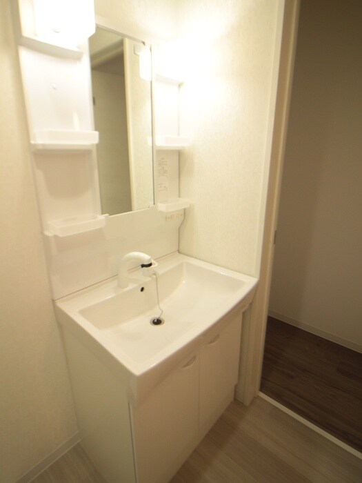 物件内観写真8　(洗面)