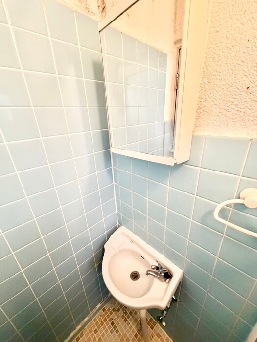 物件内観写真9　(洗面)