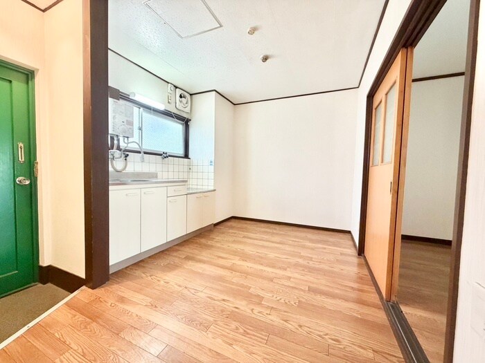 物件内観写真12　(居室)